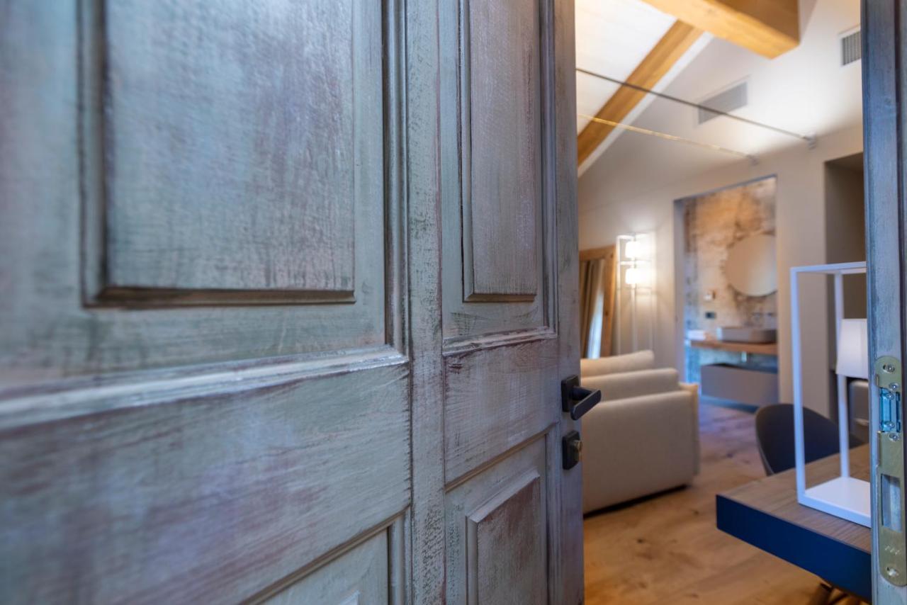Antica Dimora Dosio Bed & Breakfast Ла Мора Екстериор снимка